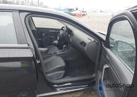 2022 Volkswagen Jetta 1.5T Se из США, поврежденный, VIN 3VW7M7BU4NM023150